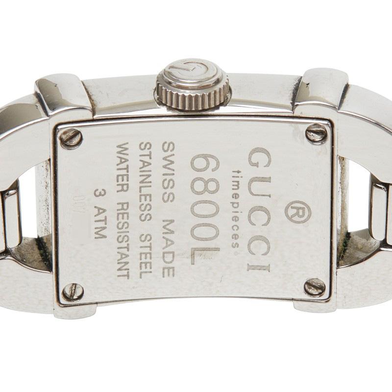 GUCCI（グッチ） バングルウォッチ 腕時計 6800L クオーツ ホワイト