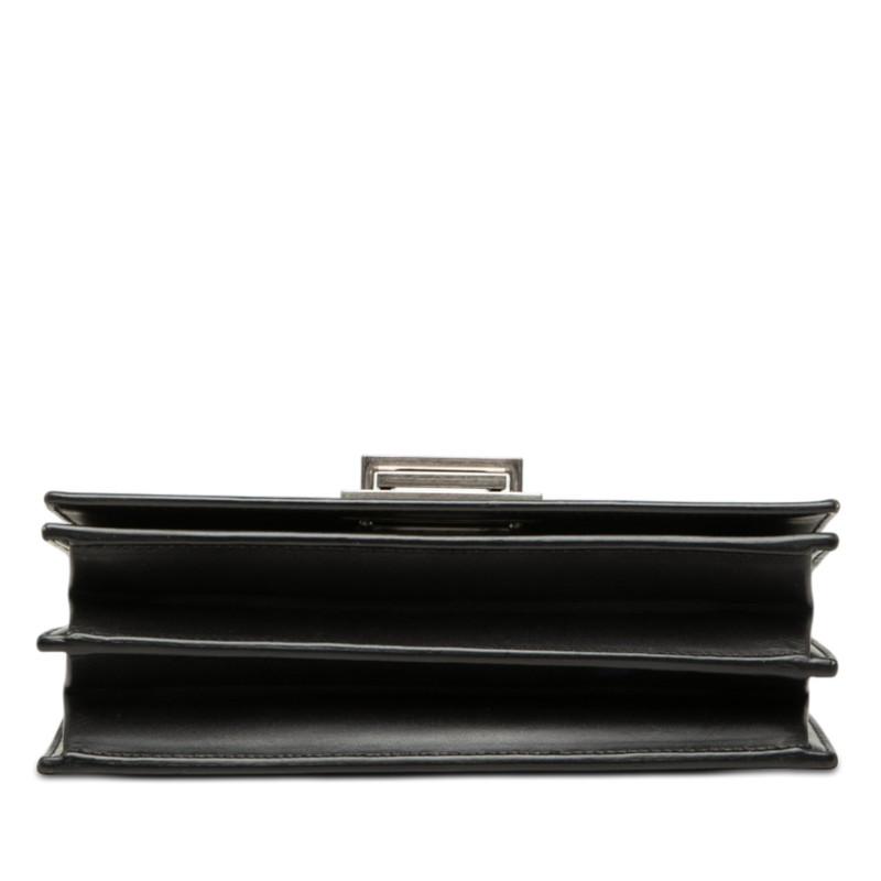 Yves Saint Laurent（イヴ・サンローラン） サンローラン 斜め掛け