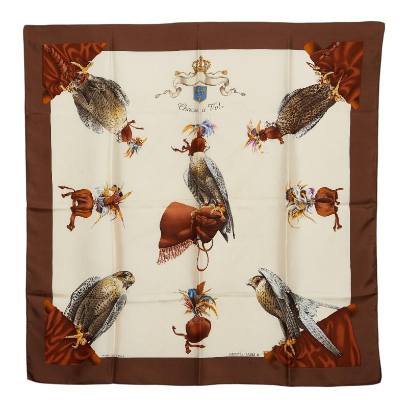 希少 HERMÈS エルメス カレ スカーフ Chasse à Vol 大判 HERMES（エルメス） カレ90 Chasse a Vol 鷹狩り スカーフ 大判