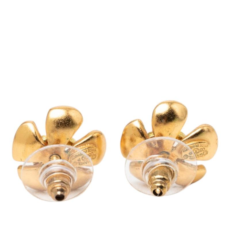 CHANEL ココマーク フラワー ピアス ゴールド CHANEL（シャネル） ココマーク フラワー モチーフ ピアス 03P