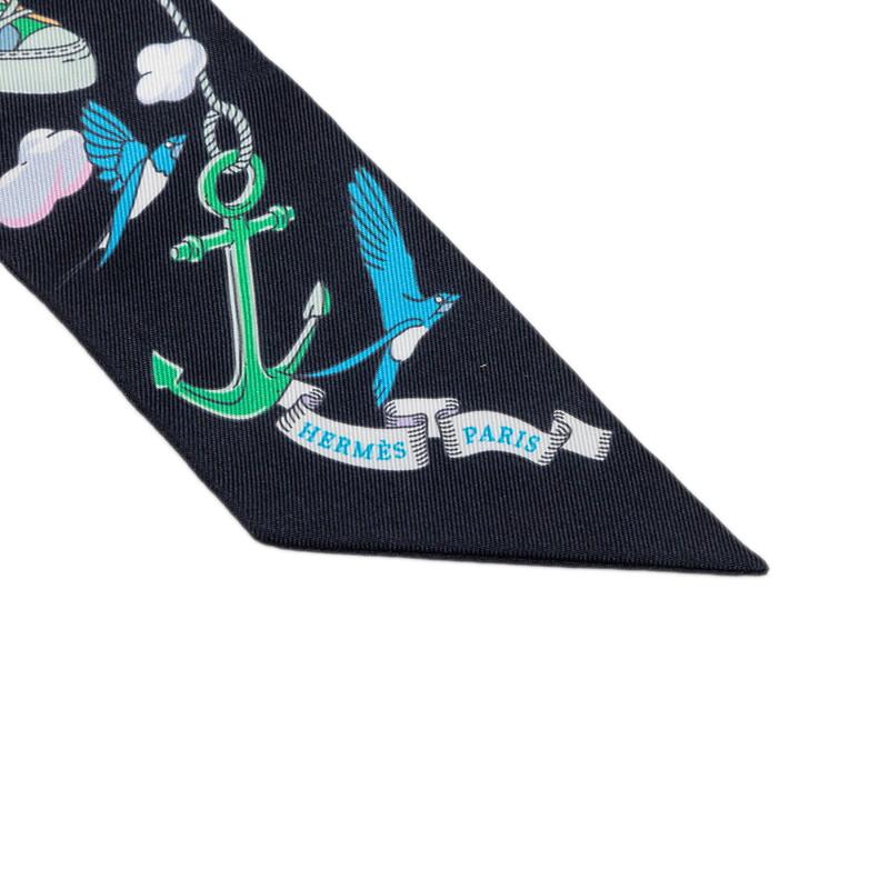 HERMES エルメス ツイリースカーフ Sur Mon Nuage 私の雲 HERMES（エルメス） ツイリー Sur Mon Nuage 私の雲 スカーフ マルチ