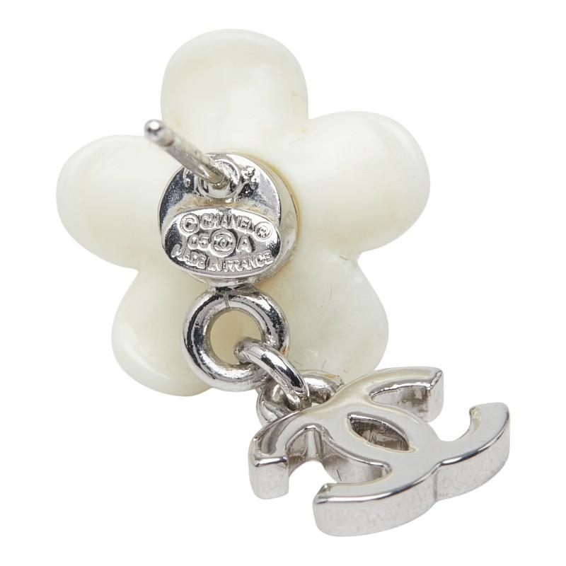 ⭐*い様 CHANEL シルバー スタッドピアス CHANEL（シャネル） ココマーク カメリア スタッドピアス スイング 05A