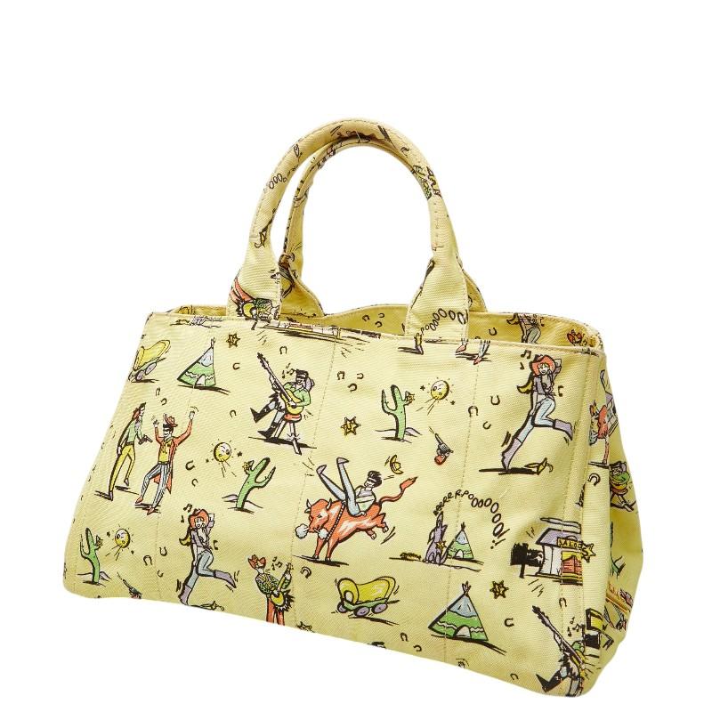 PRADA（プラダ） 三角ロゴプレート カナパ ラージ トートバッグ