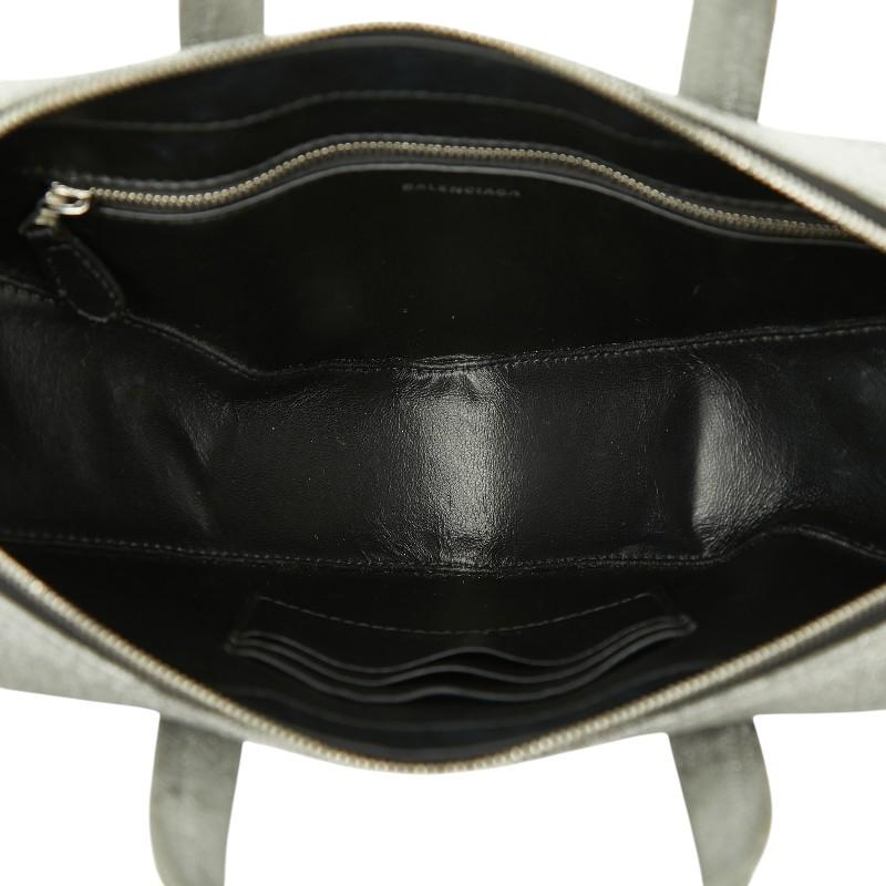BALENCIAGA（バレンシアガ） トライアングル ダッフル ハンドバッグ