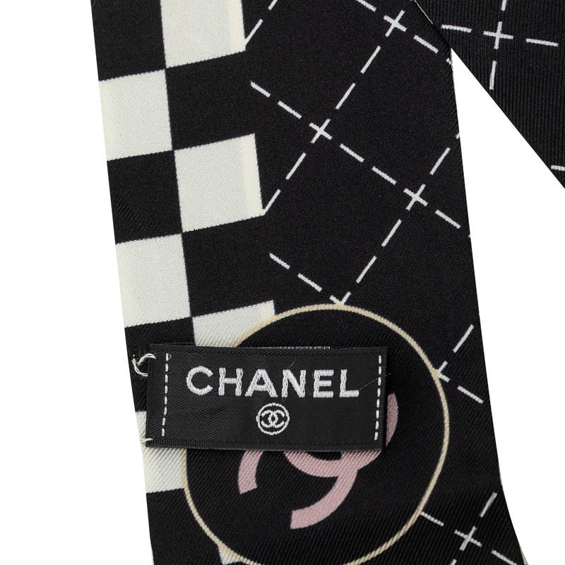 CHANEL（シャネル） ココマーク スカーフ ブラック ホワイト シルク