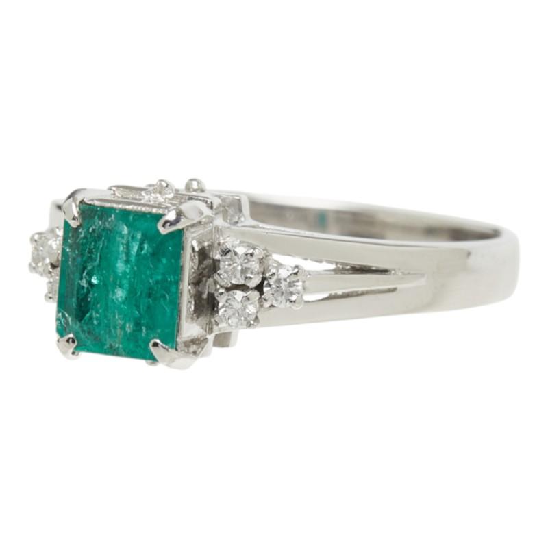 Pt900 プラチナ ダイヤモンド エメラルド エメラルド0.61ct ダイヤ