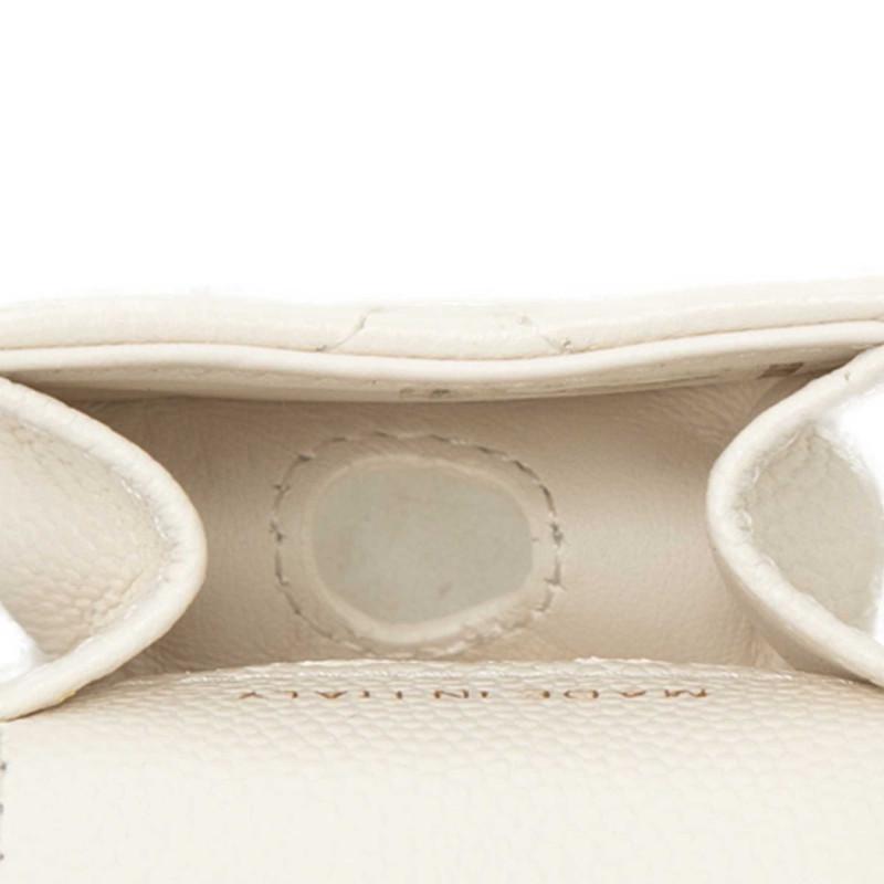 CHANEL（シャネル） ココマーク マトラッセ Airpodsケース イヤホン