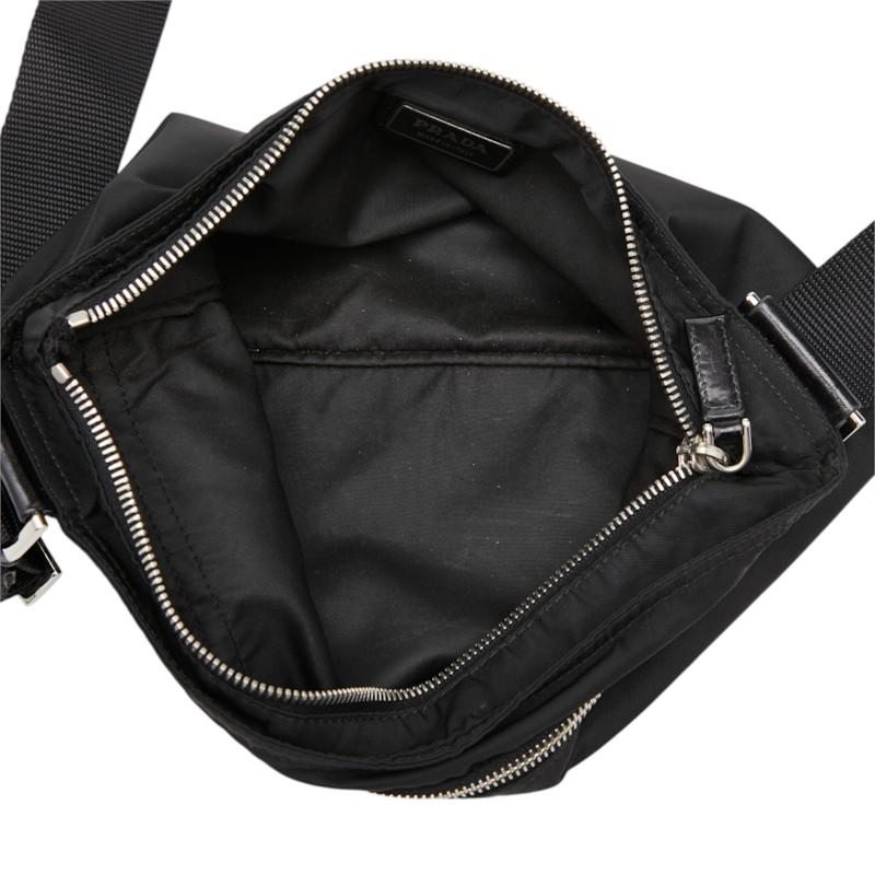 美品✨PRADA プラダ　三角ロゴプレート　ショルダーバッグ　ブラック　ナイロン PRADA（プラダ） 三角ロゴプレート ショルダーバッグ ブラック
