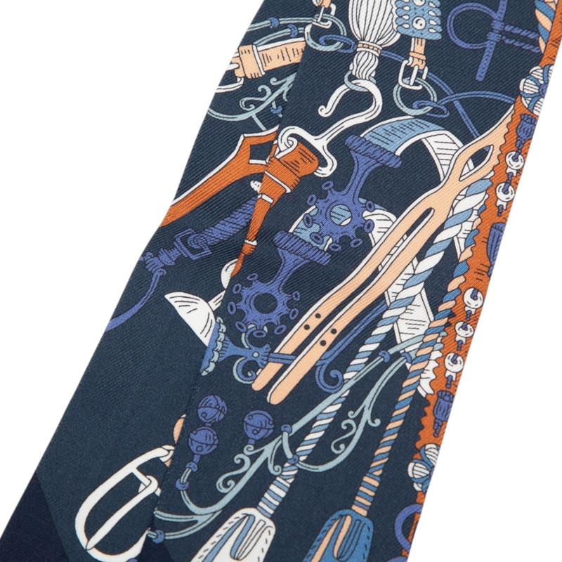 HERMES　エルメス　Bouquets Sellier　鞄職人の花束　ツイリー HERMES（エルメス） ツイリー 鞍職人の花束 BOUQUETS SELLIER スカーフ