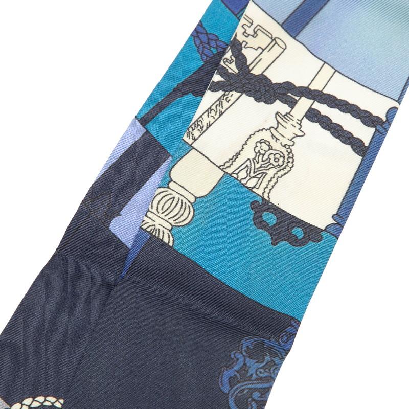 HERMES エルメス ツイリー スカーフ 鍵への螺旋 HERMES（エルメス） ツイリー 鍵への螺旋 Tours de Cl〓s スカーフ