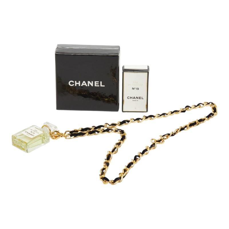 CHANEL（シャネル） N°19 オードゥ パルファム パフュームボトル