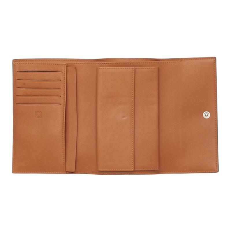LOEWE（ロエベ） 三つ折り財布 ブラウン レザー レディース 中古