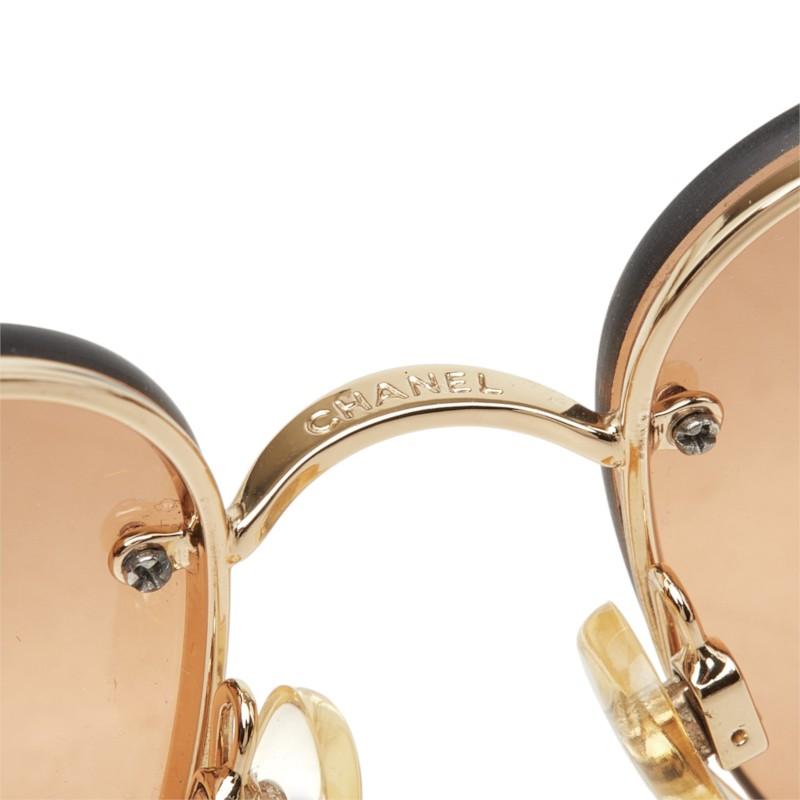 CHANEL シャネル　ココマーク　バタフライ　サングラス　マトラッセケース CHANEL（シャネル） ココマーク サングラス アイウェア バタフライ型