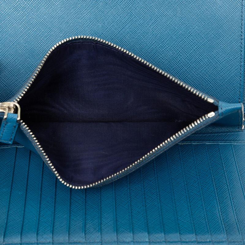 PRADA（プラダ） ラウンドファスナー 長財布 ブルー サフィアーノ