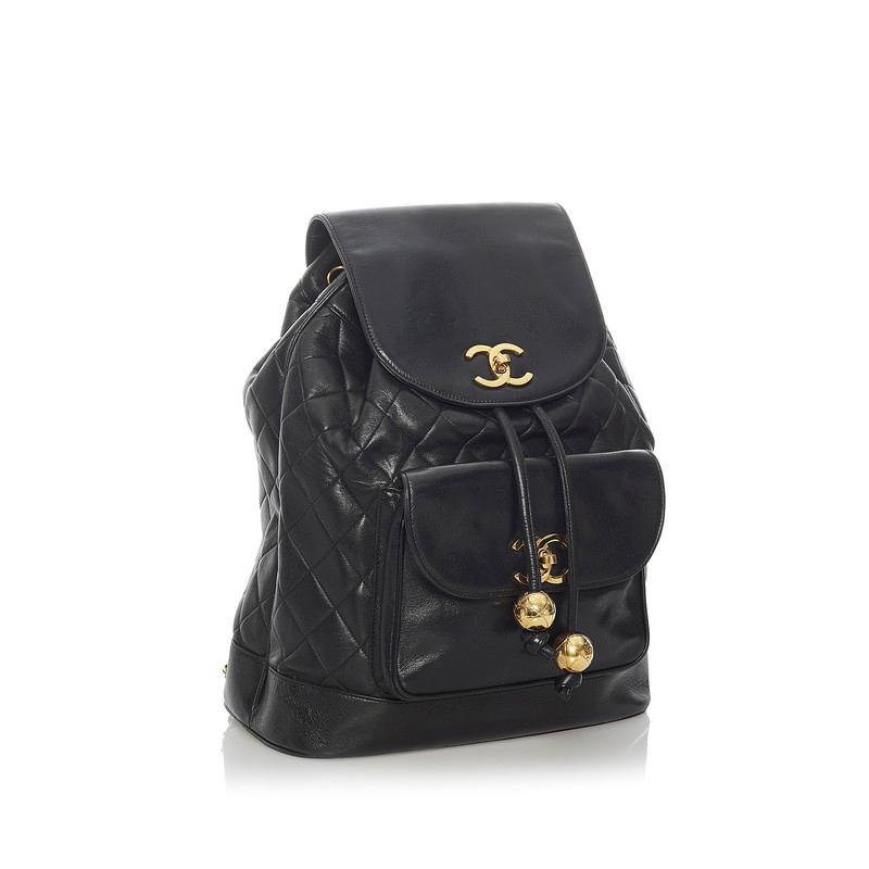 シャネル　マトラッセ ラムスキン　ココマーク　リュックサック　ポーチ付 CHANEL シャネル リュックサック バックパック 巾着型 ターン