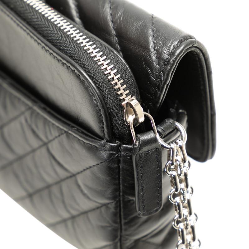 CHANEL シャネル シェブロン Vステッチ 斜め掛け チェーンショルダー 