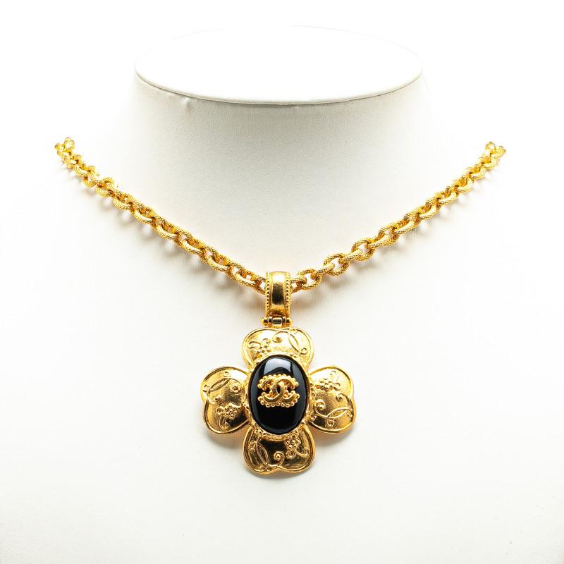 CHANEL（シャネル） ヴィンテージ ココマーク グリポア クローバー