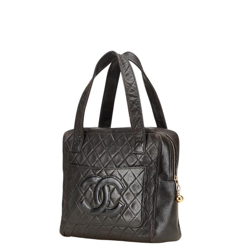 シャネル　マトラッセ　ハンドバッグ　ココマーク　ゴールド金具　レザー　ブラック CHANEL（シャネル） マトラッセ ココマーク ゴールド金具 ハンドバッグ