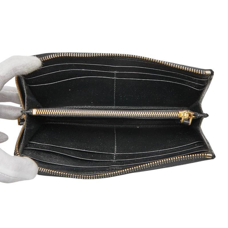PRADA（プラダ） ロゴ 長財布 ブラック サフィアーノレザー レディース