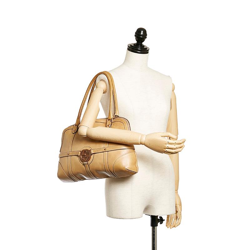 GUCCI（グッチ） インターロッキング 114887 ベージュ レザー