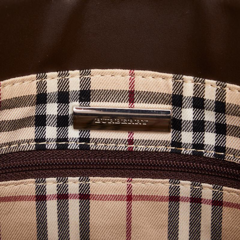 BURBERRY（バーバリー） ノバチェック ロゴ型押し シルバー金具