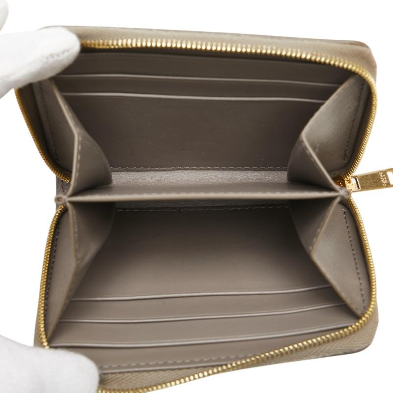 セリーヌ コンパクトジップウォレット 二つ折り財布 ケース グレージュ レザー レディース CELINE 【中古】 CELINE（セリーヌ） コンパクトジップウォレット 二つ折り財布 コイン