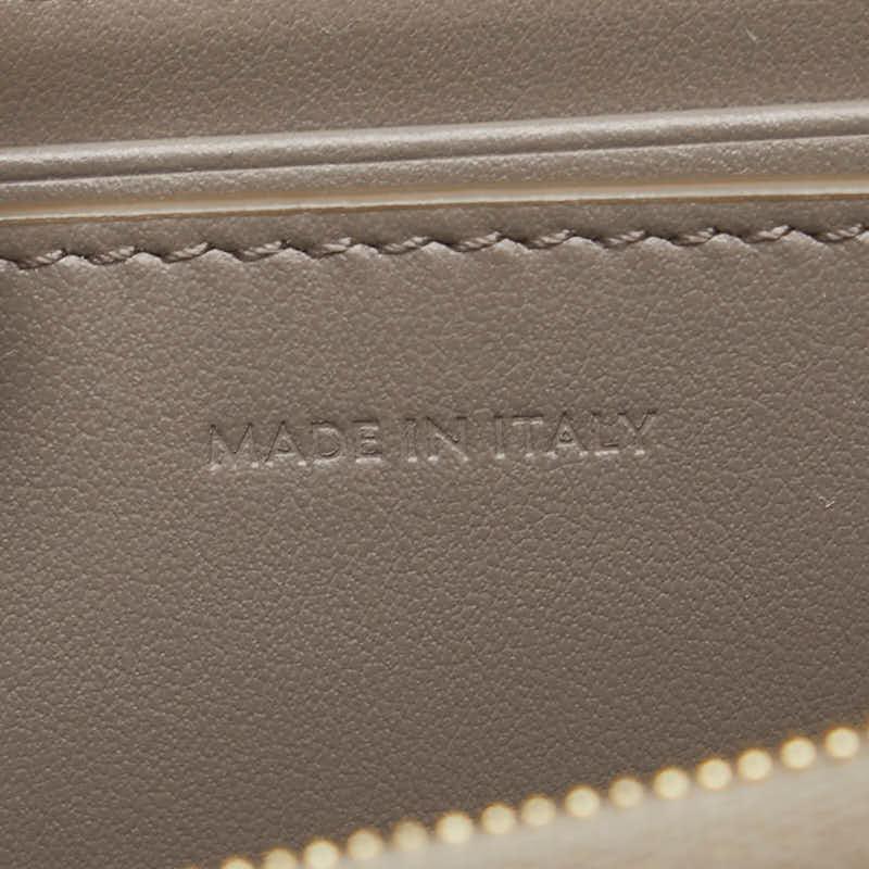 CELINE（セリーヌ） コンパクトジップウォレット 二つ折り財布 コイン