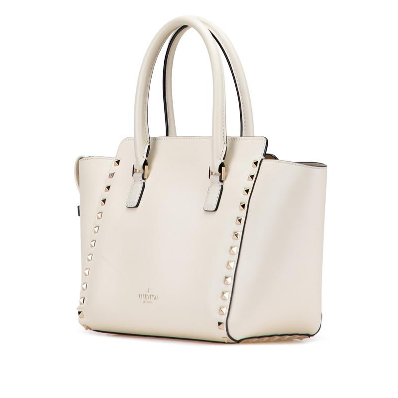 VALENTINO ロックスタッズ ショルダーバッグ 2WAY ホワイト VALENTINO ロックスタッズ ショルダーバッグ 2WAY ホワイト