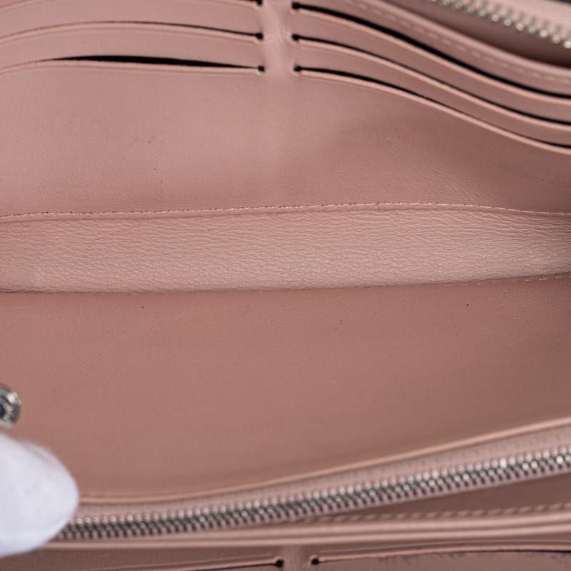 LOUIS VUITTON（ルイ・ヴィトン） ルイ ヴィトン モノグラム マヒナ