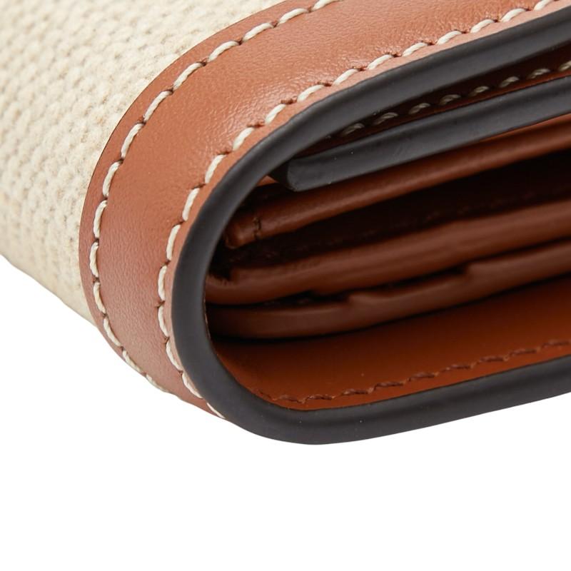 CELINE（セリーヌ） トリオンフ 三つ折り財布 ベージュ ブラウン