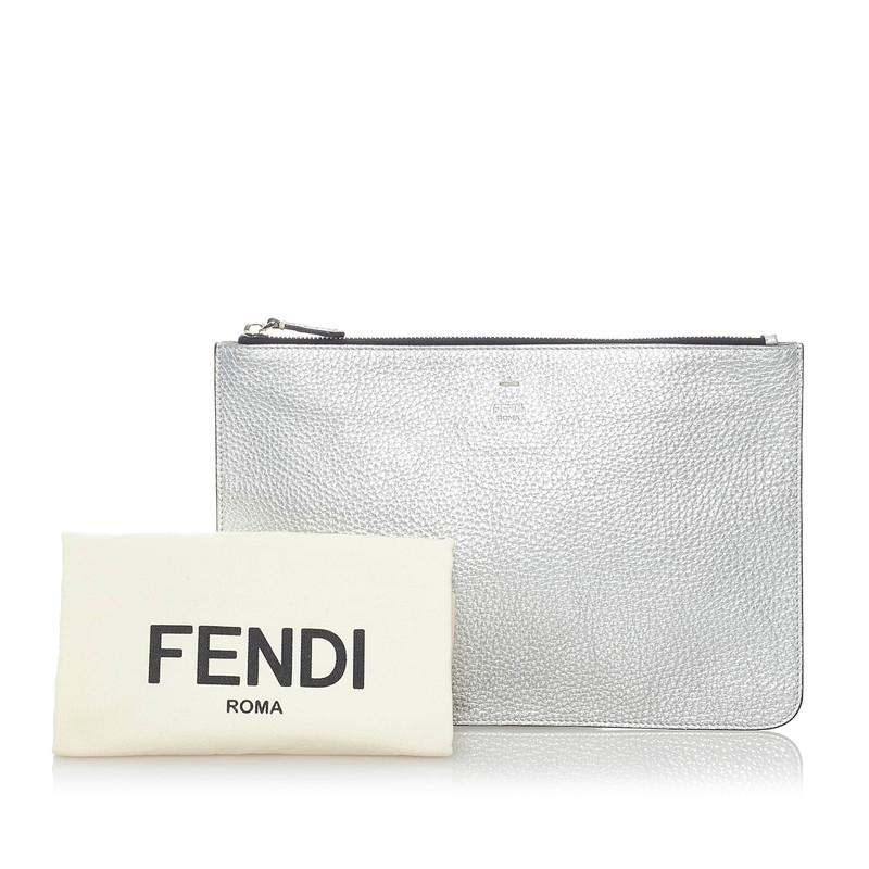 フェンディ クラッチバッグ 7N0078 シルバー レザー レディース FENDI 