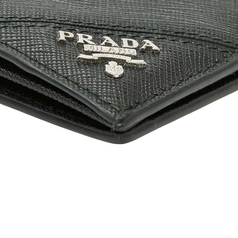 PRADA（プラダ） トライアングル 二つ折り 長財布 ロングウォレット 