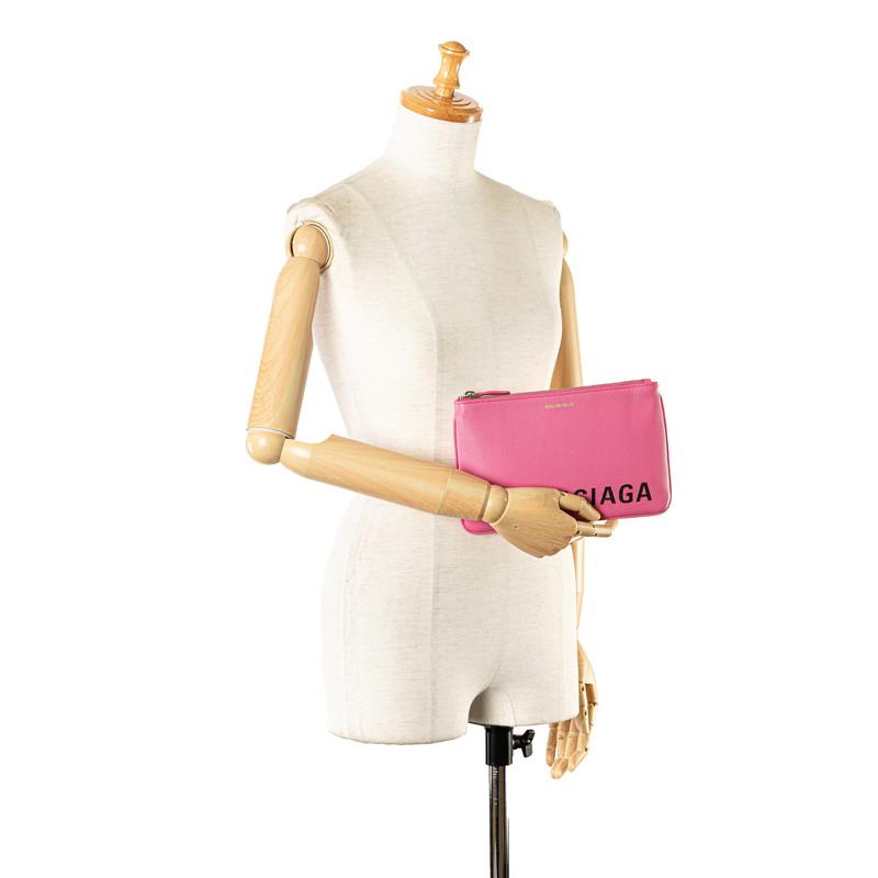 BALENCIAGA ロゴ クラッチバッグ