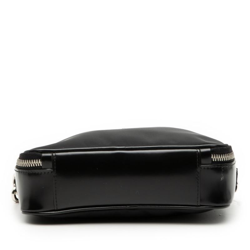 PRADA（プラダ） トライアングルロゴ RE-Nylon ショルダーバッグ