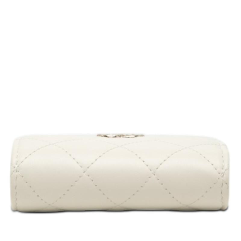 CHANEL（シャネル） ココマーク マトラッセ ラインストーン 二つ折り