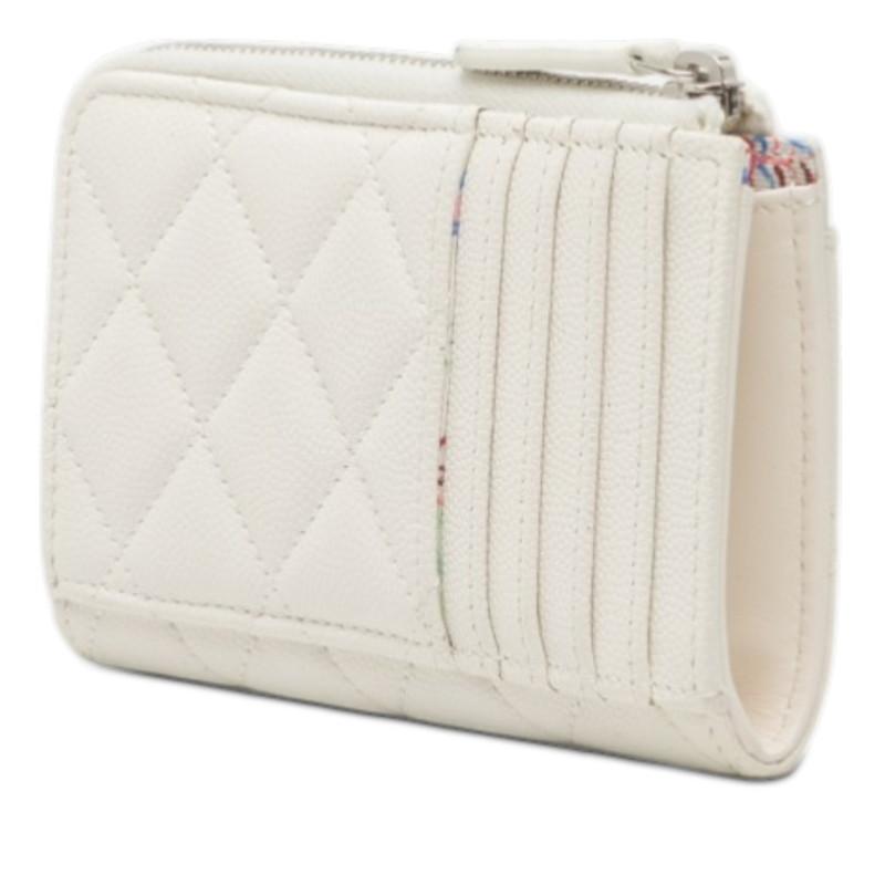 CHANEL / マトラッセ ジップカードケース ココマーク ホワイト CHANEL（シャネル） ココマーク マトラッセ カードケース コインケース