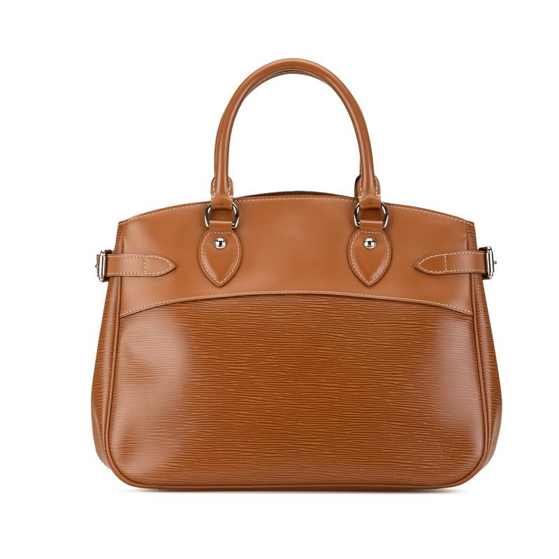 LOUIS VUITTON（ルイ・ヴィトン） ルイ ヴィトン エピ パッシィPM 