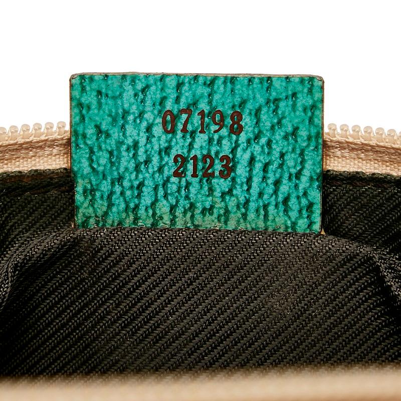 【美品】GUCCI ハンドバッグ　アクセサリーポーチ 極上美品 GUCCI グッチ アクセサリーポーチ ワンショルダー GG