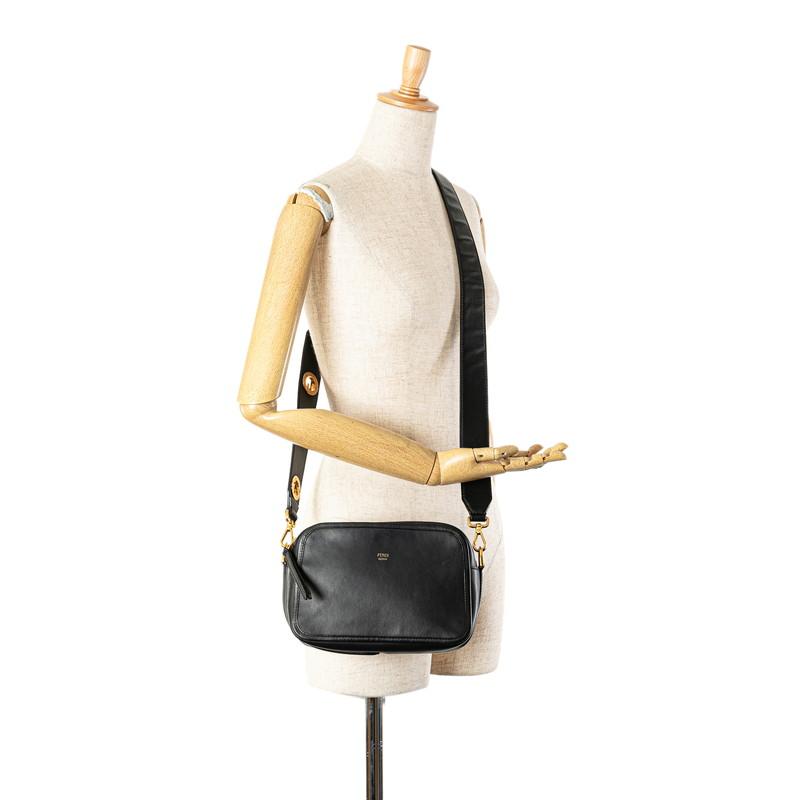FENDI（フェンディ） キャム ショルダーバッグ カメラバッグ 8BT287 