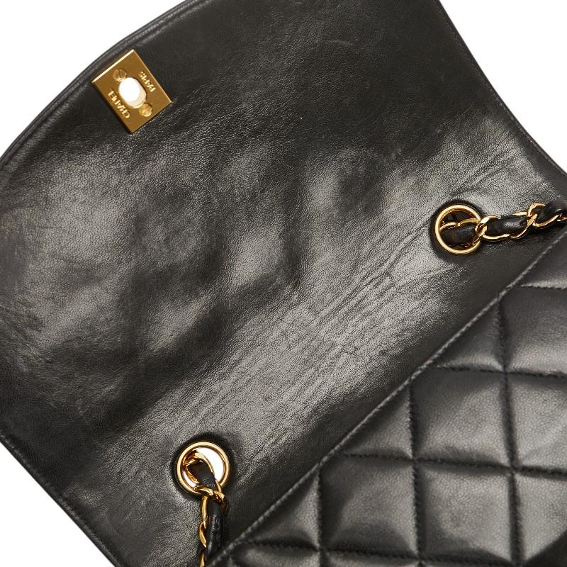 シャネル CHANEL ダイアナ23 28番台 ブラック ゴールド金具 ラム レディース ショルダーバッグ CHANEL（シャネル） ダイアナ23 マトラッセ ココマーク ゴールド金具