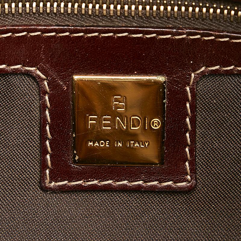 FENDI フェンディ ズッキーノ マンマバケット ワンショルダー