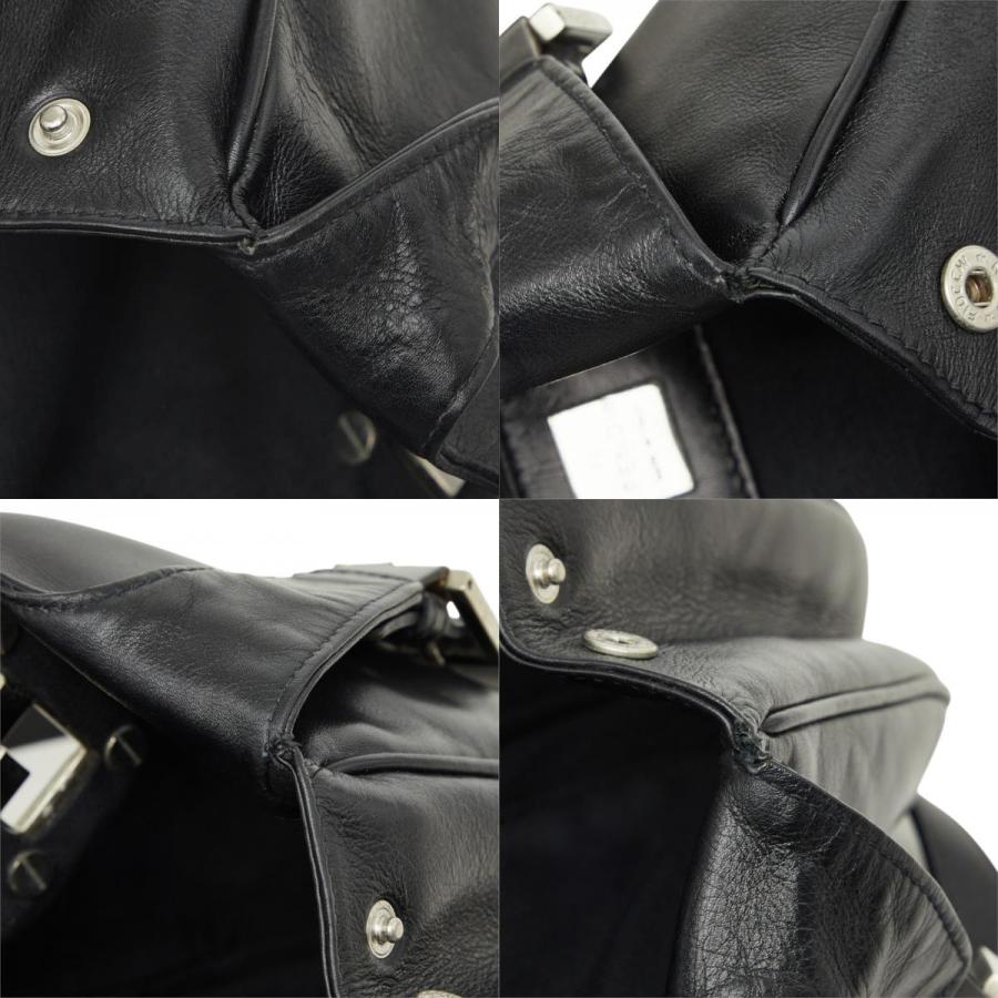 FENDI（フェンディ） FFロゴ ショルダーバッグ ブラック レザー