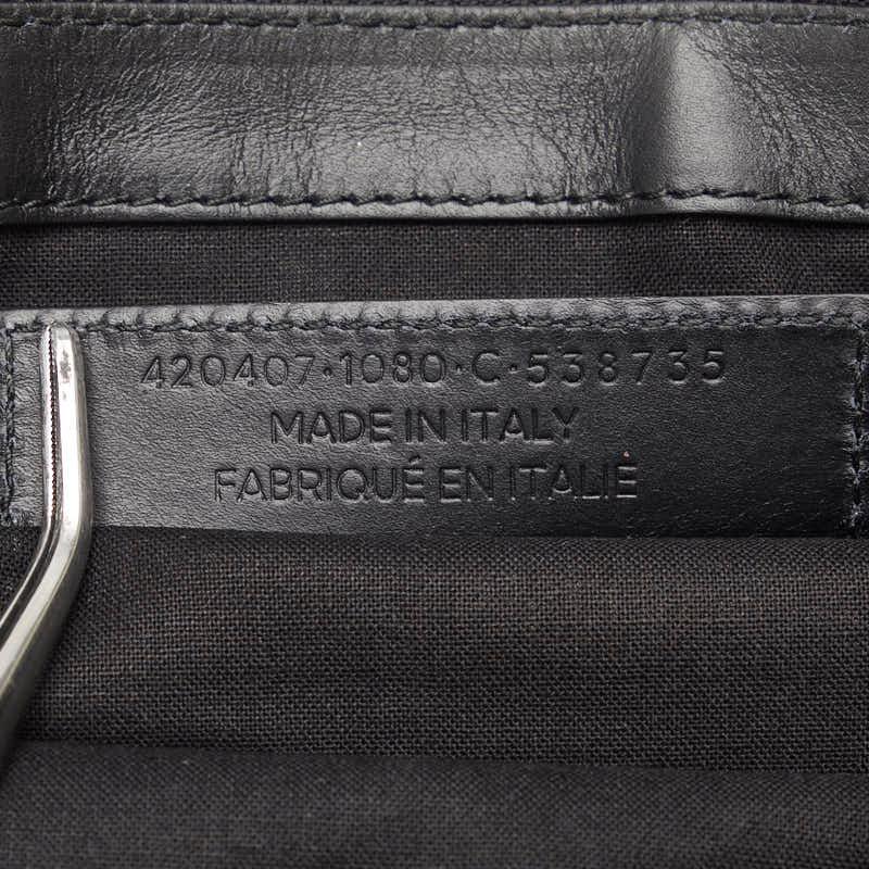 BALENCIAGA（バレンシアガ） ロゴ ネイビークリップM セカンドバッグ