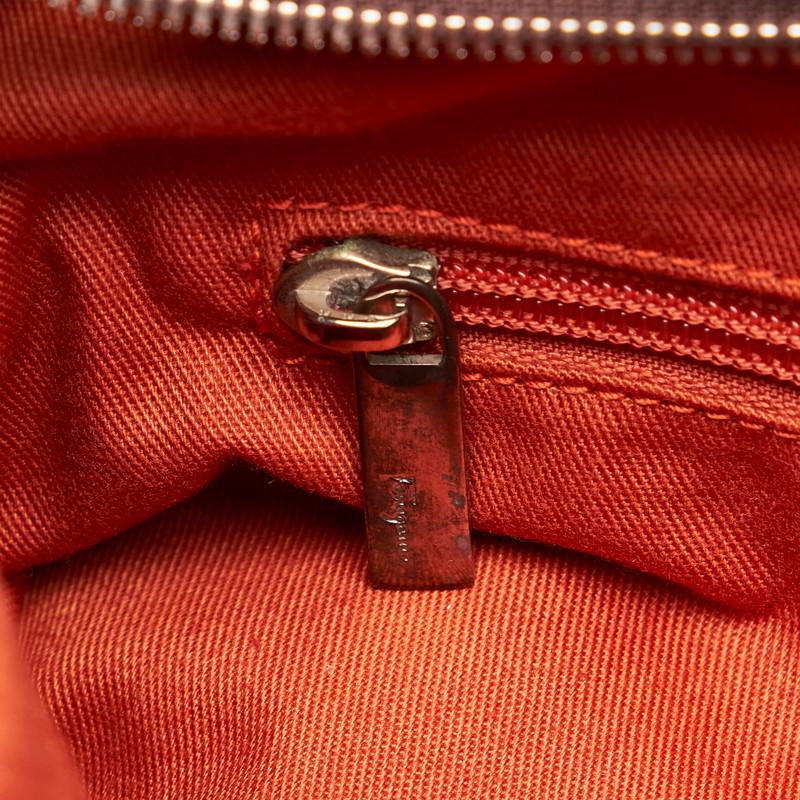 サルヴァトーレフェラガモ ガンチーニ ショルダーバッグ AU215370  