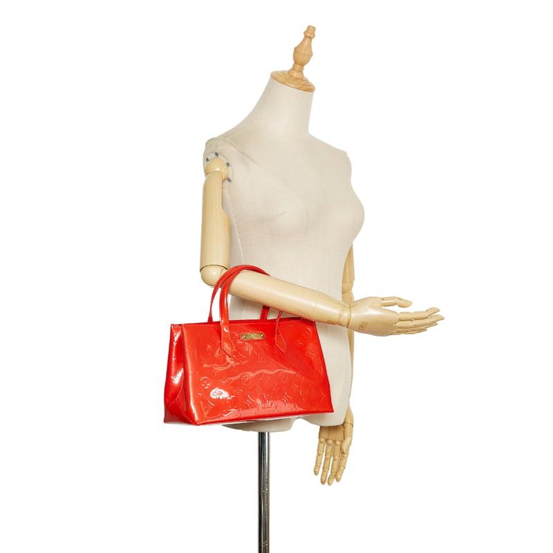 LOUIS VUITTON ルイ ヴィトン モノグラム ヴェルニ ウィルシャーPM 