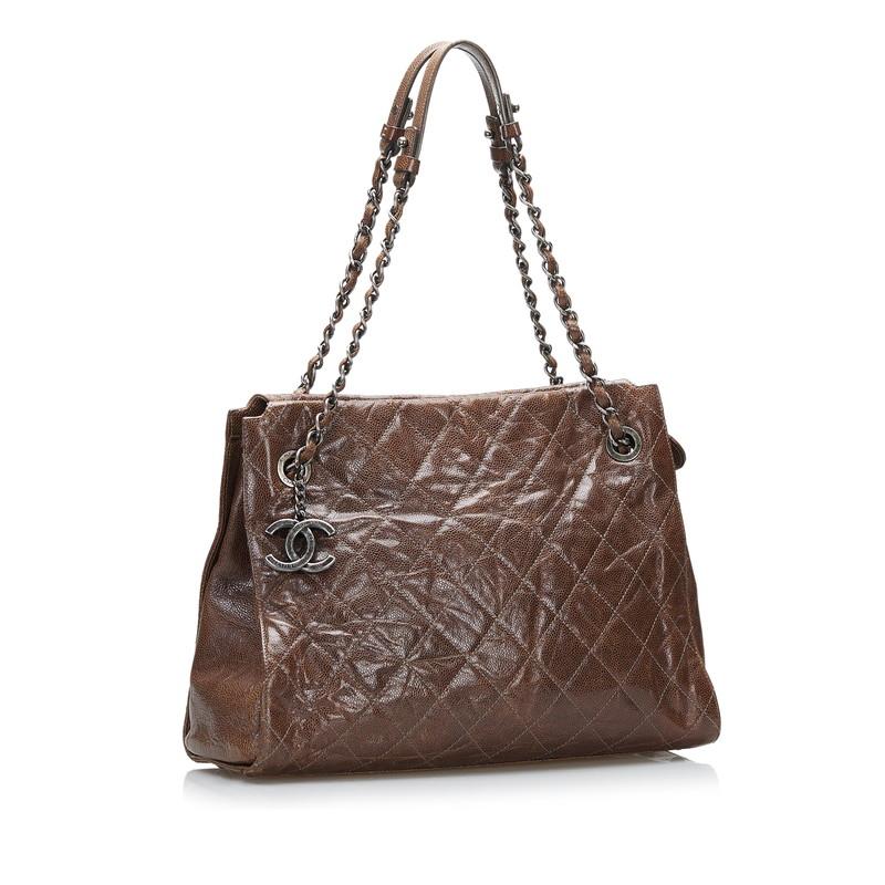 【美品★】シャネル　キャビアスキンマトラッセ　ココチャーム　チェーンバッグ CHANEL（シャネル） マトラッセ ココチャーム チェーン ショルダー