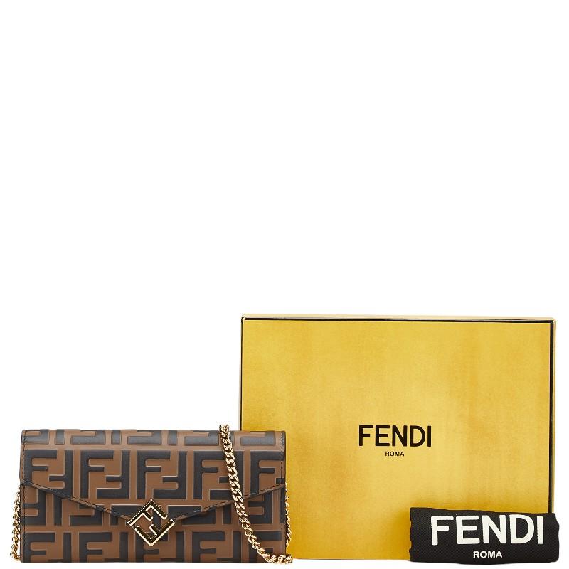 FENDI（フェンディ） FFダイアモンド チェーンウォレット 8M0365
