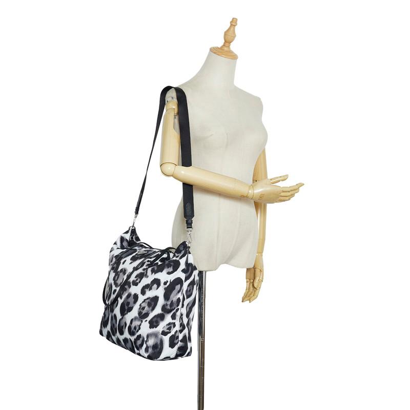 PRADA プラダ ロゴプレート レオパード 豹 トートバッグ ショルダー  