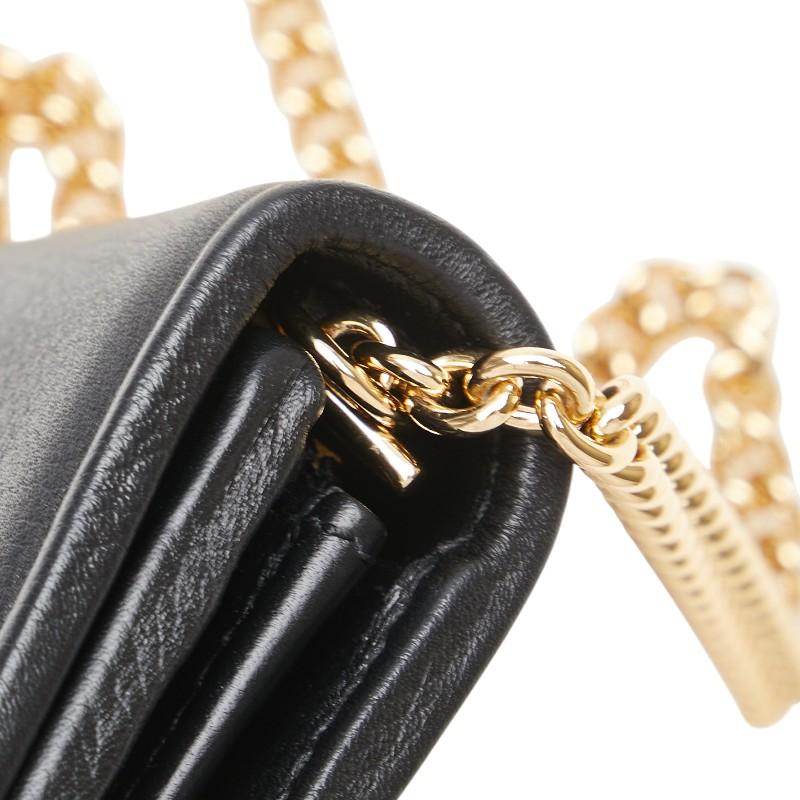 グッチ ブロンディ ミディアム チェーン ウォレット ショルダーバッグ