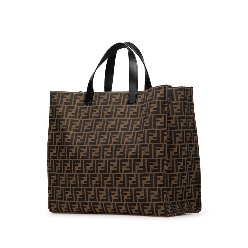 新品未使用　FENDI ポケモン　カイリュー　スリム　バッグ 楽天市場】FENDI フェンディ ズッカ ポケモン カイリュー 2WAY